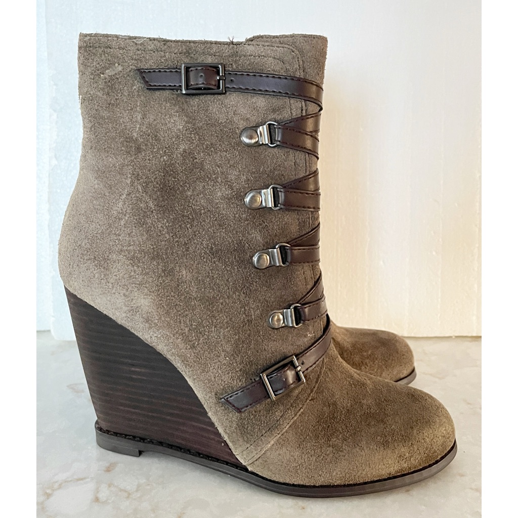 Bcbgeneration Kadeer Grey Suede High Heel Wedge Ankle Boot 6.5